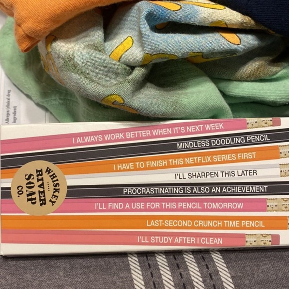 SET of 8 Procrastination Pencils